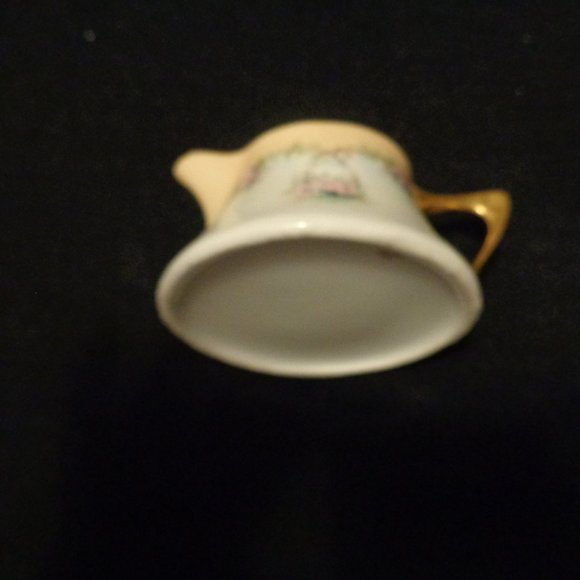 ANTIQUE BAVARIAN G F FLORALS SQUAT CREAMER - Picture 7 of 8